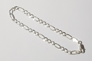 925 Sterling Silver Bracelet B08